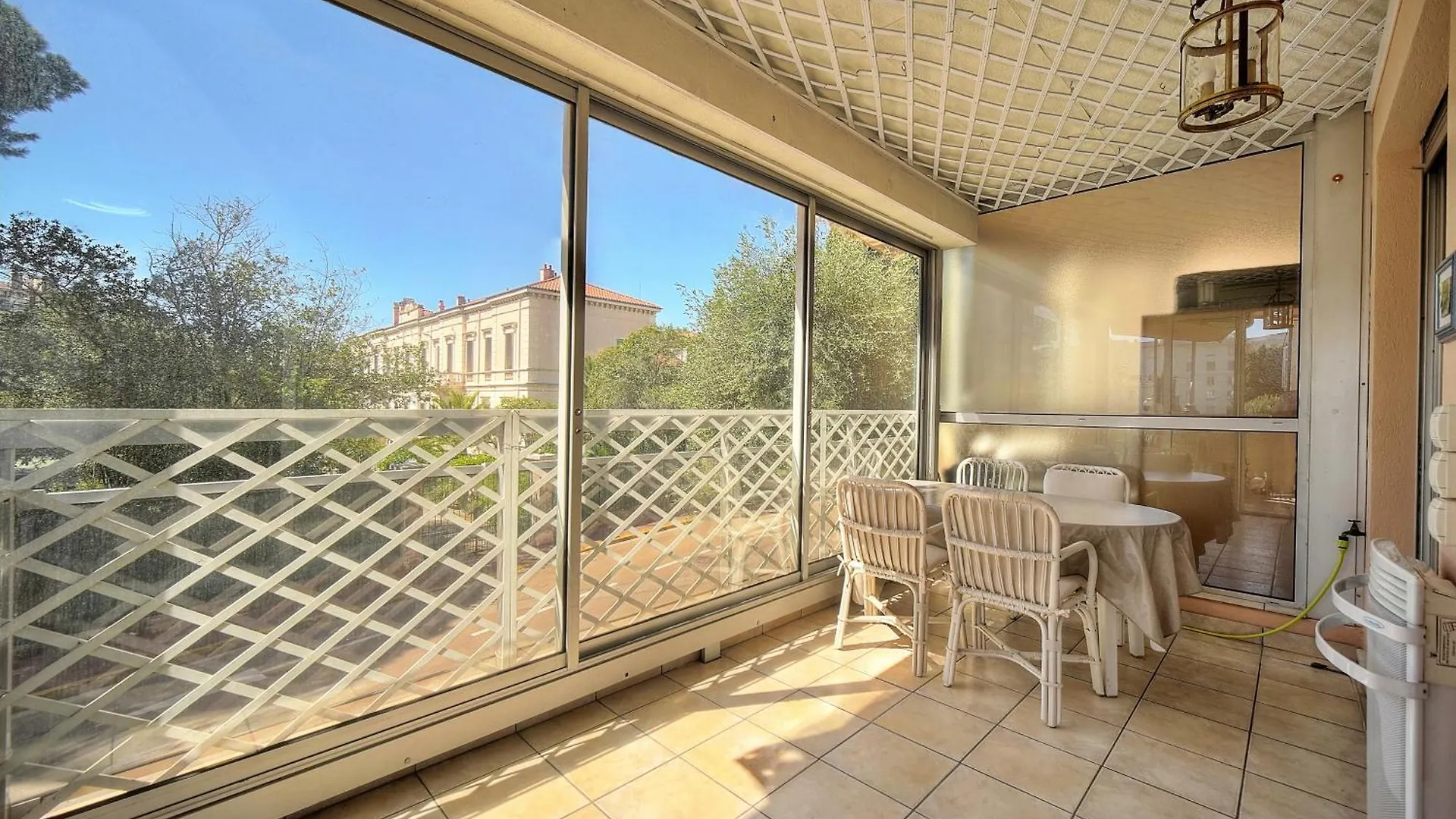 Immogroom - Large Apartment Clim/Terrace - Wifi Cannes